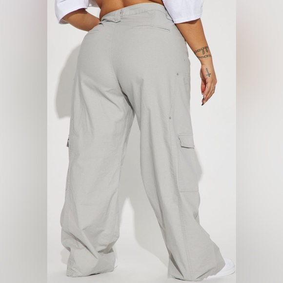 NWT Fashion Nova Plus Size Light Grey Wide Leg Pants size 1X - Picture 4 of 10